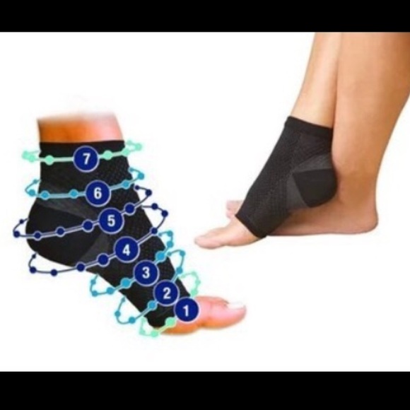 Compression Socks - Picture 5 of 7